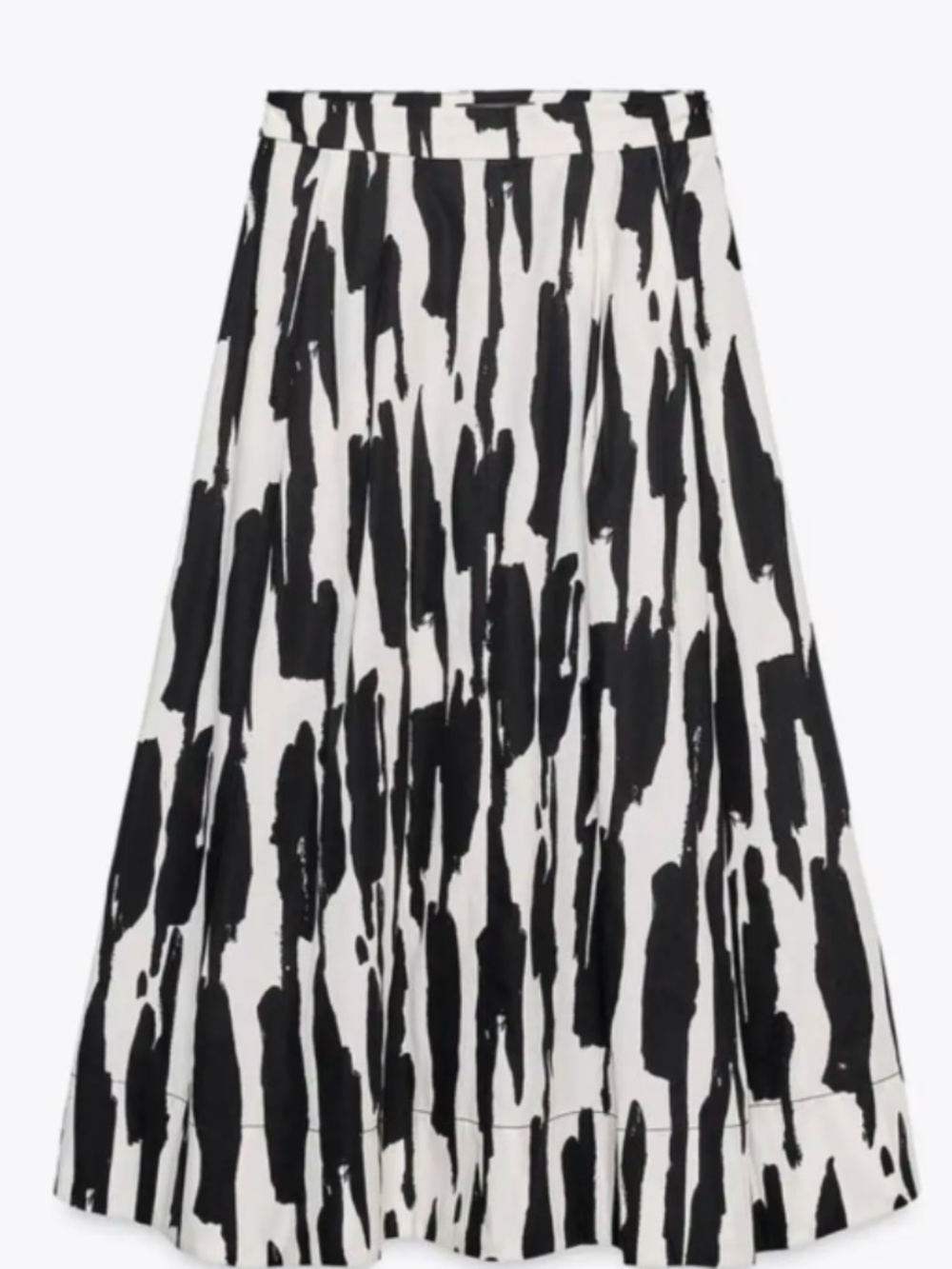 NWT. Zara printed geometric/patterned A-Line Skirt Size M. Black/White